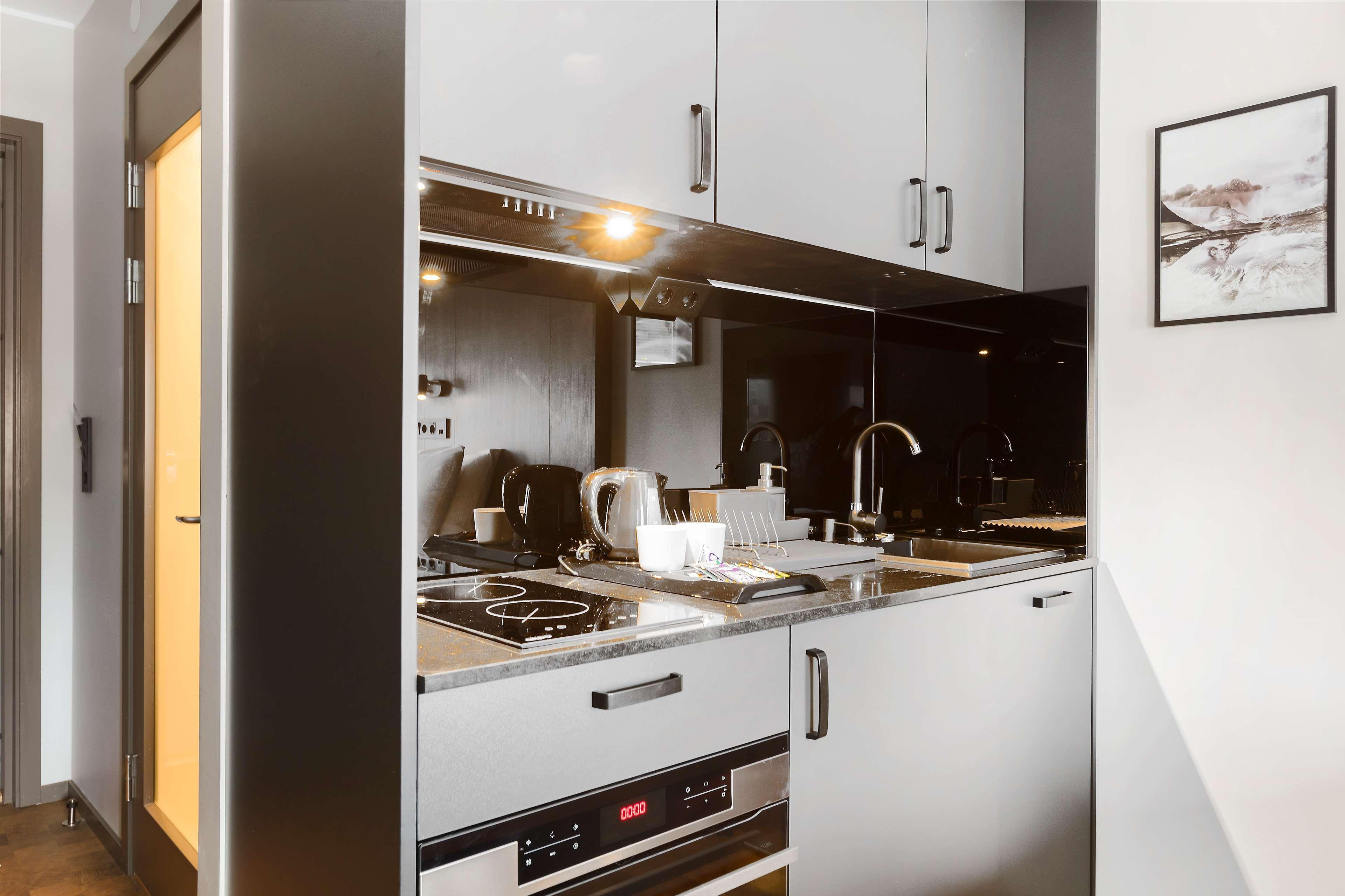 Sure Hotel Studio By Best Western Bromma Stockholm Exterior foto